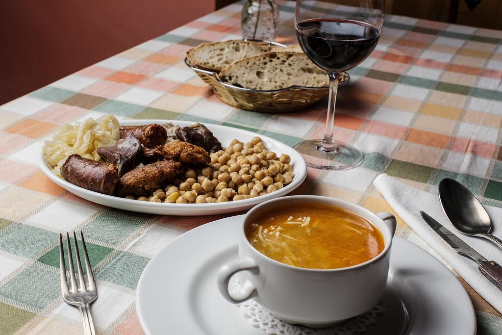 La Posada De Cucayo Dobres Ngoại thất bức ảnh